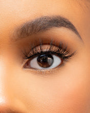 Load image into Gallery viewer, Chanel #7 3D Mink Lashes - MiamiMami.Co
